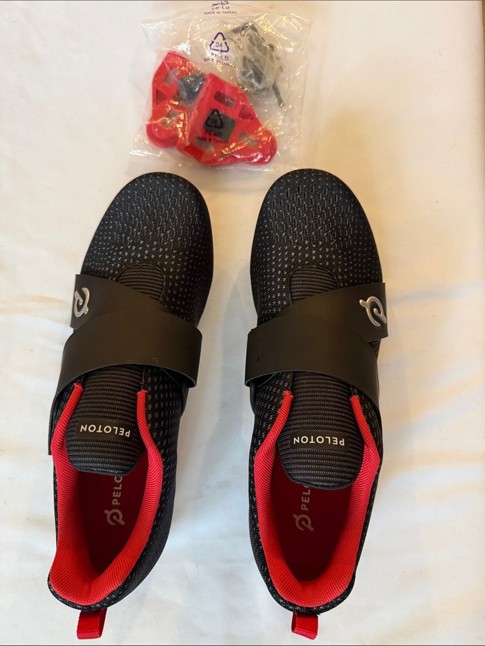 New Never Worn Peloton Altos Cycling Shoes with Shoe Accessories in Unopened Bag